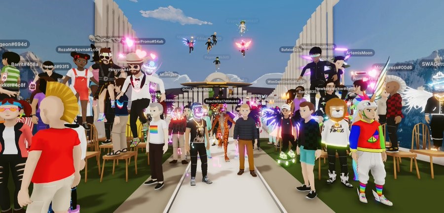 آواتارهای حاضر در یک مراسم ازدواج مجازی